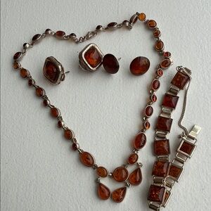 Amber Jewelry Set with Silver Accents